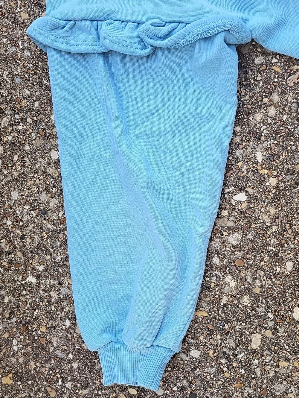 Nike Vivid Teal Blue  Ruffle-Sleeve Crewneck Sweatshirt with White Logo Girls 6X
